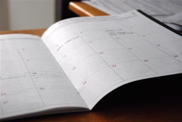  open faced calendar 